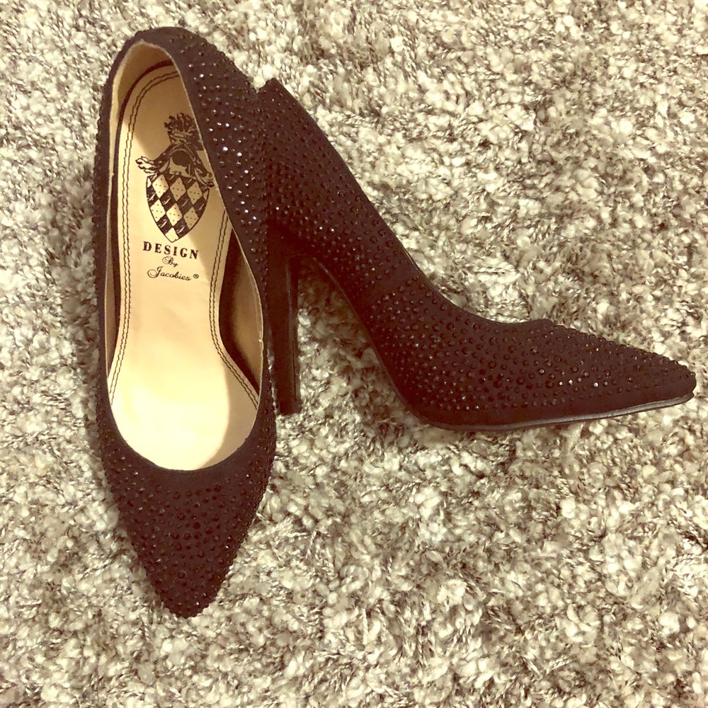 Design by Jacobies pumps with rhinestones